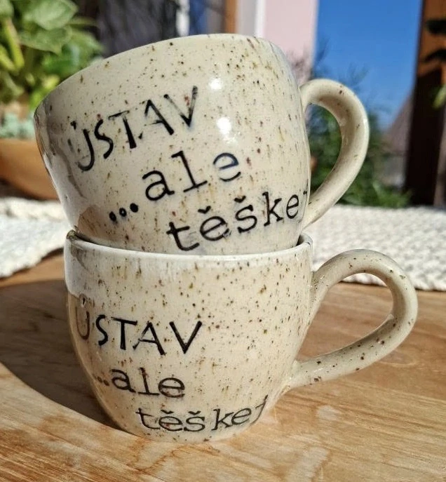 Hrníčky z lásky k Jídelně dělané
